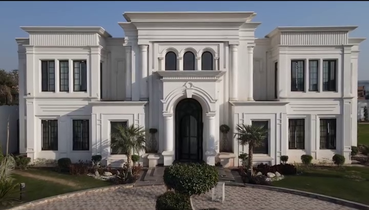 Ch.-Farooq-Residence-a-Neo-Classical-Masterpiece-Curated-by-Archi-Cubes