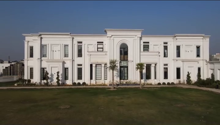 Ch.-Farooq-Residence-a-Neo-Classical-Masterpiece-Curated-by-Archi-Cubes