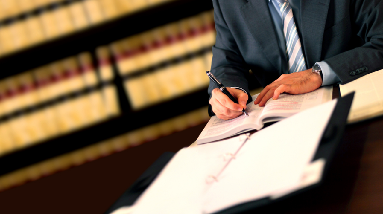 What Are the Benefits of Hiring an Attorney for Insurance Disputes