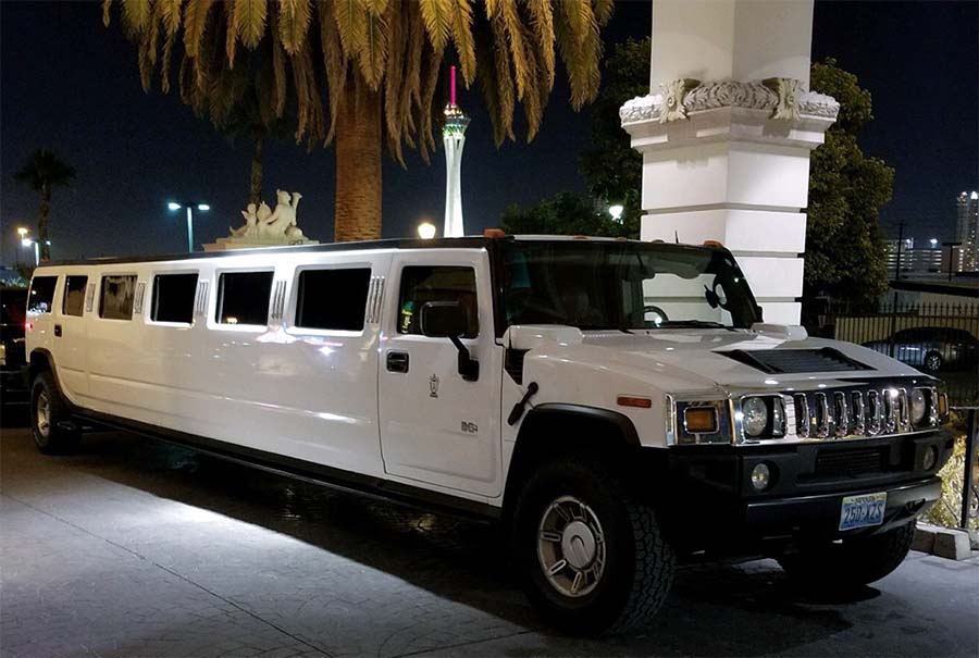 How Do Reliable Limos Provide Hassle-Free Cruise Connections