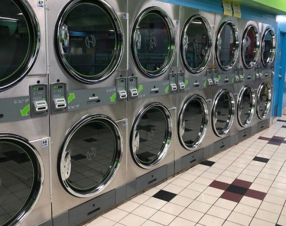 What to Expect from a Top Laundromat in Fullerton